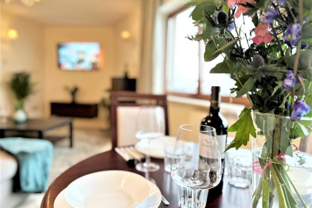 Exclusive Penthouse Near Citycenter 120M2 +Netflix Cracovia Exterior foto