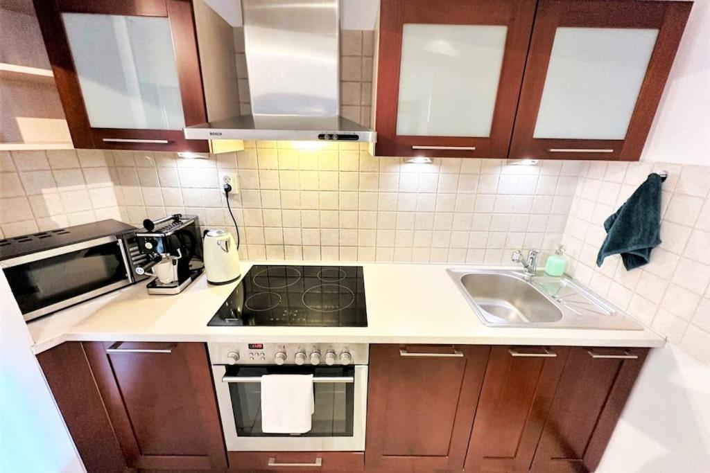 Exclusive Penthouse Near Citycenter 120M2 +Netflix Cracovia Exterior foto